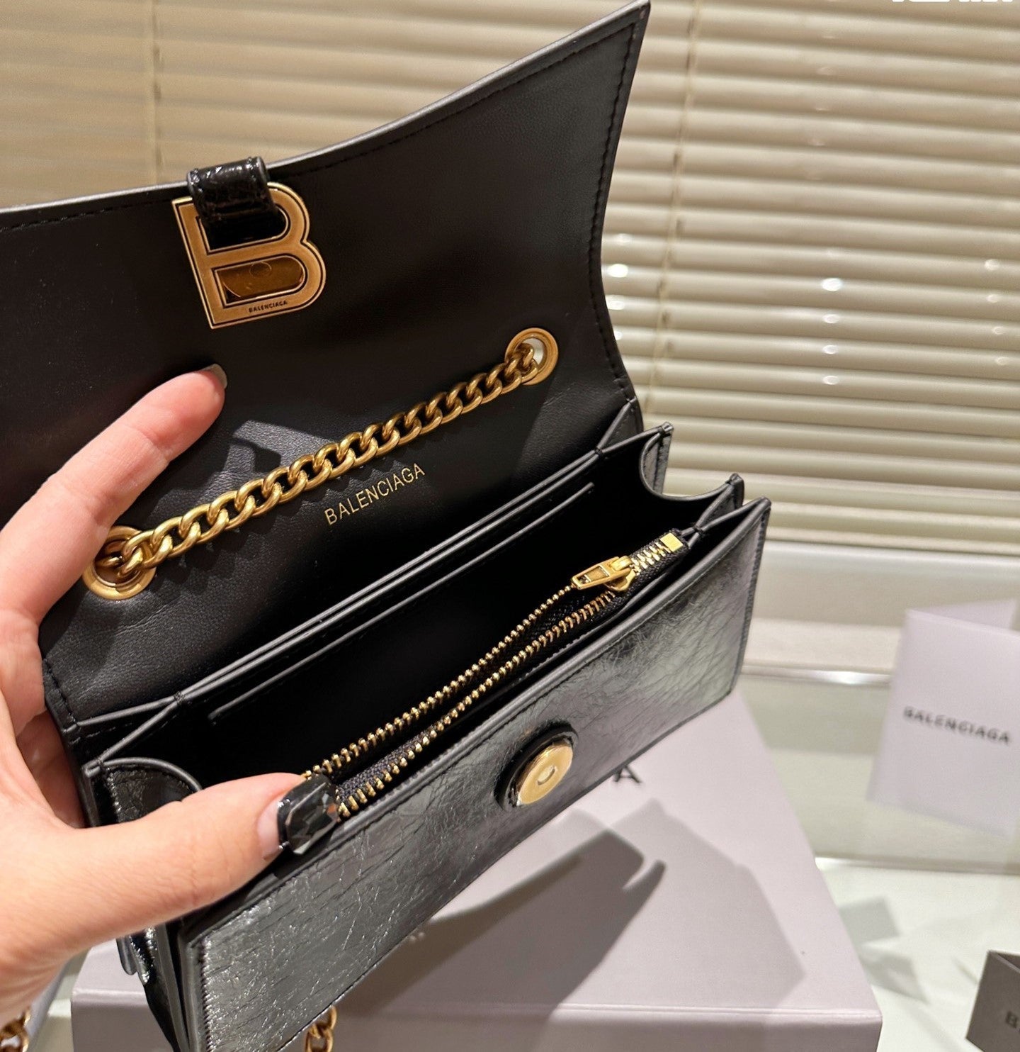 Balenciaga BB CRUSH double chain quilting Bag