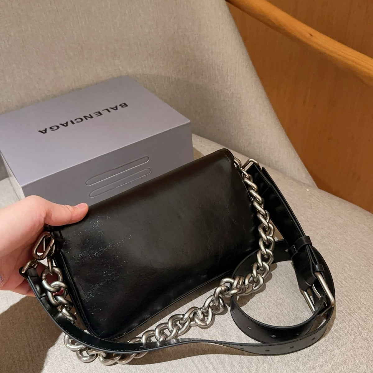 Balenciaga BB Soft Flap Bag 23×14×4cm