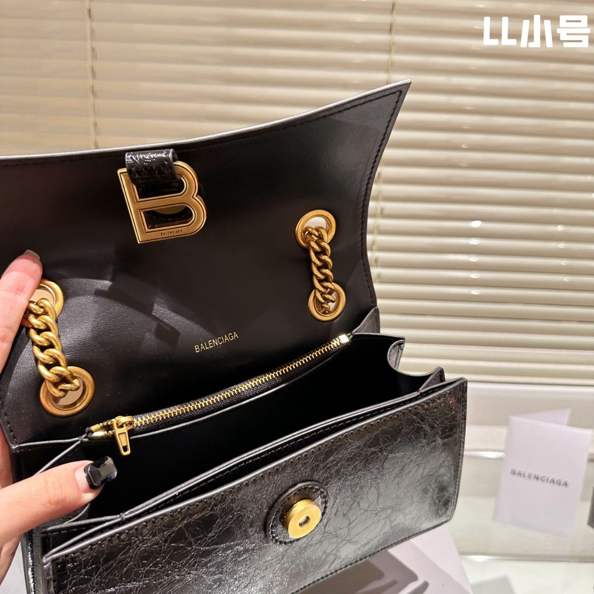 Balenciaga BB CRUSH double chain quilting Bag