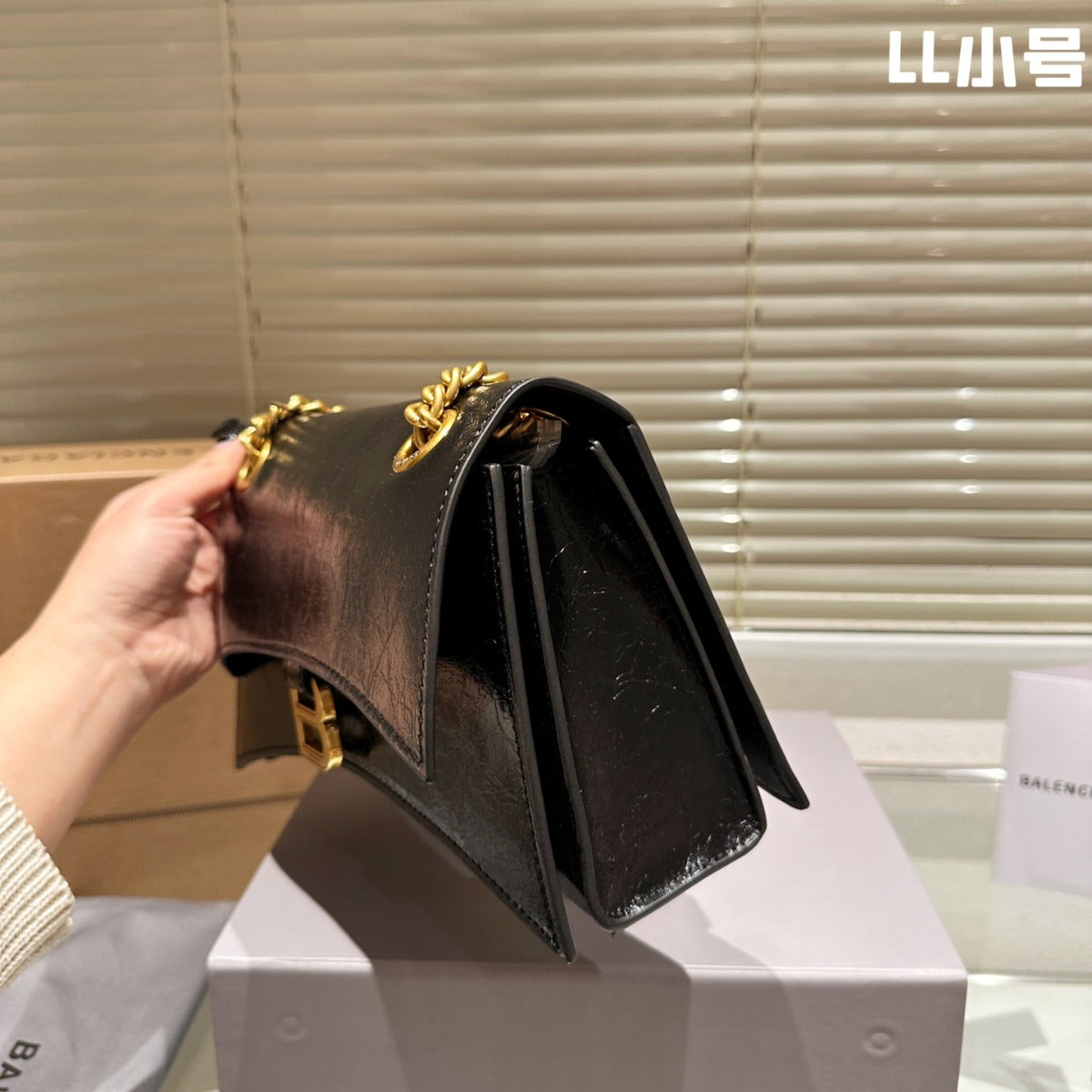 Balenciaga BB CRUSH double chain quilting Bag