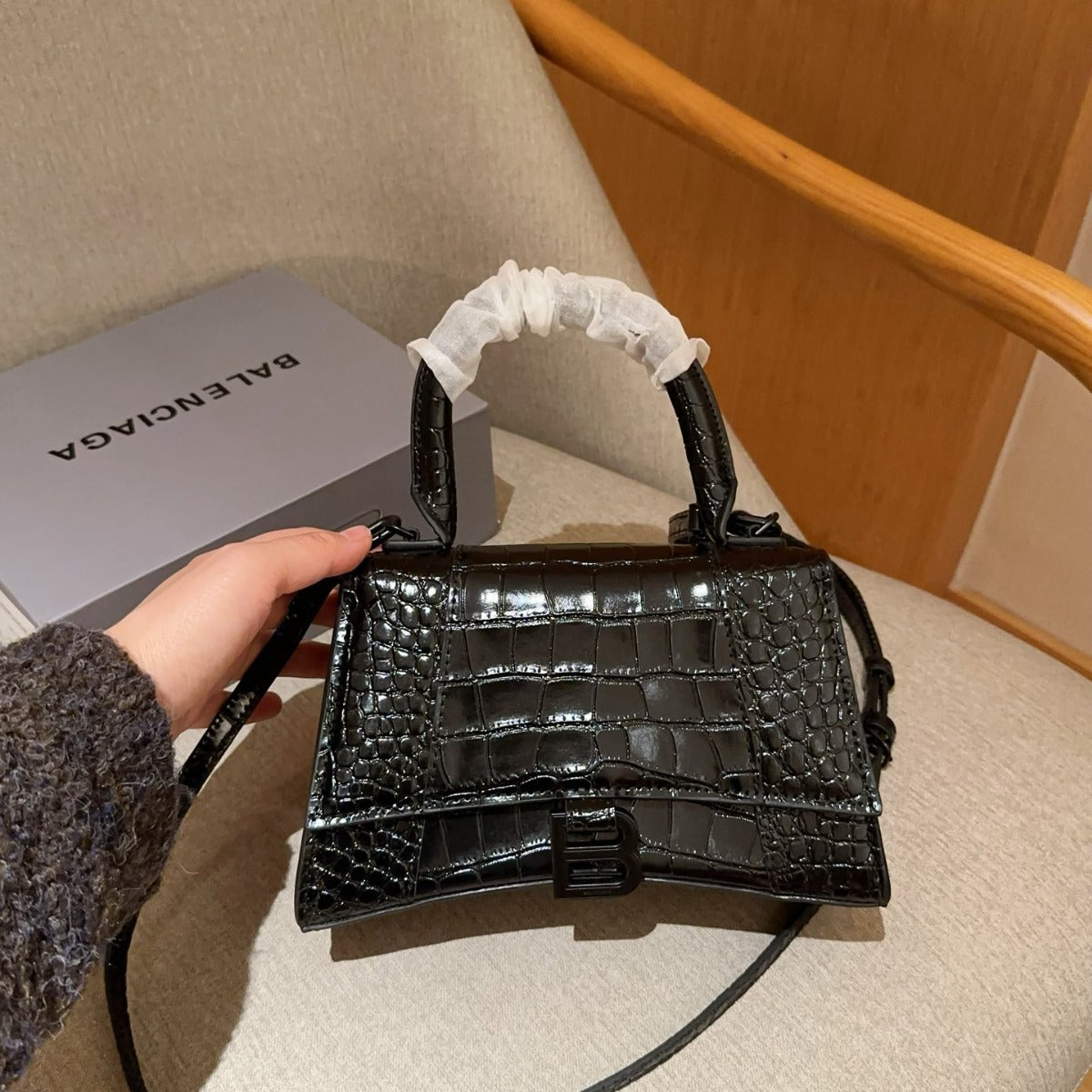 Balenciaga BB Hourglass Bag 23×14×9cm